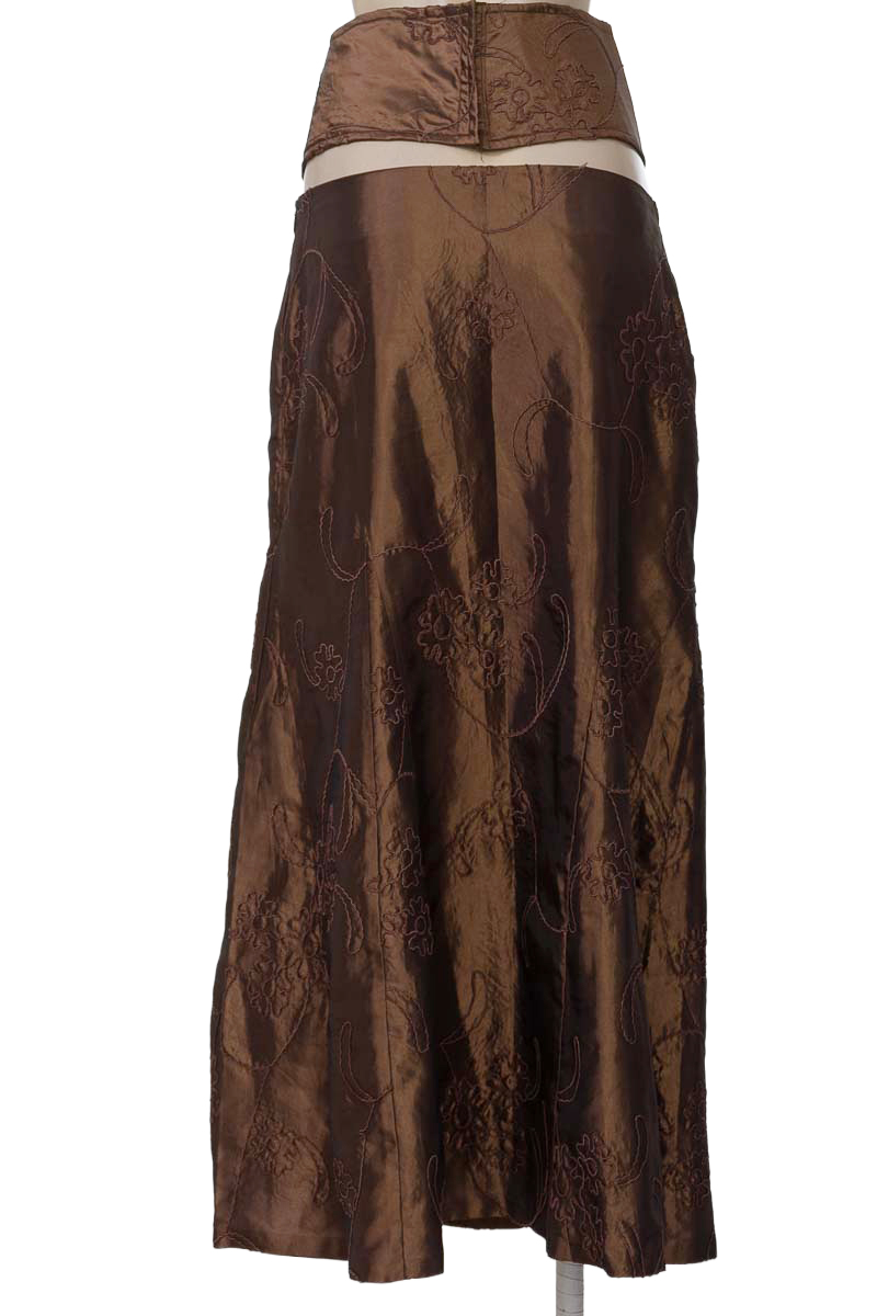 Falda color Café - Closeando