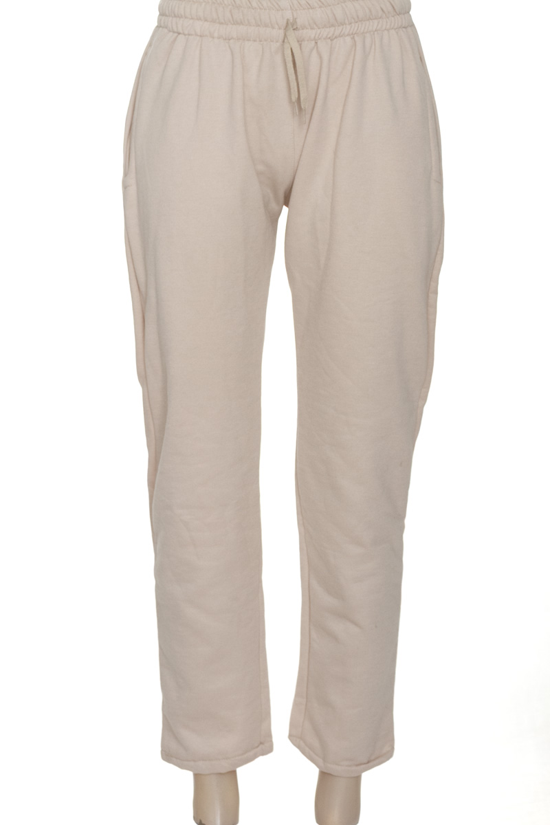 Ropa Deportiva / Salida de Baño color Beige - Closeando