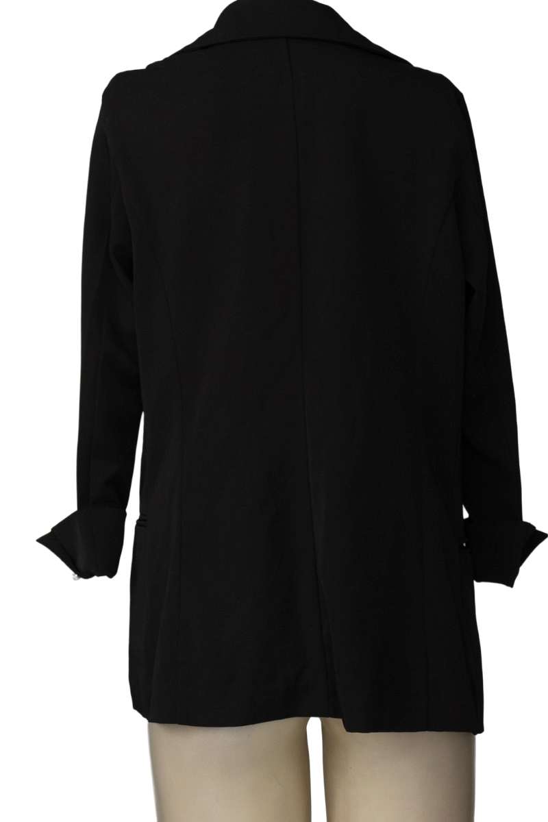 Chaqueta / Abrigo color Negro - Closeando