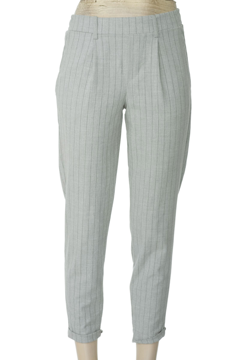 Pantalones color Gris - Bershka