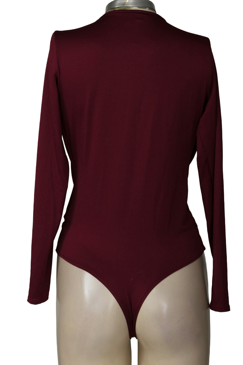 Top / Camiseta color Vinotinto - Molgoa