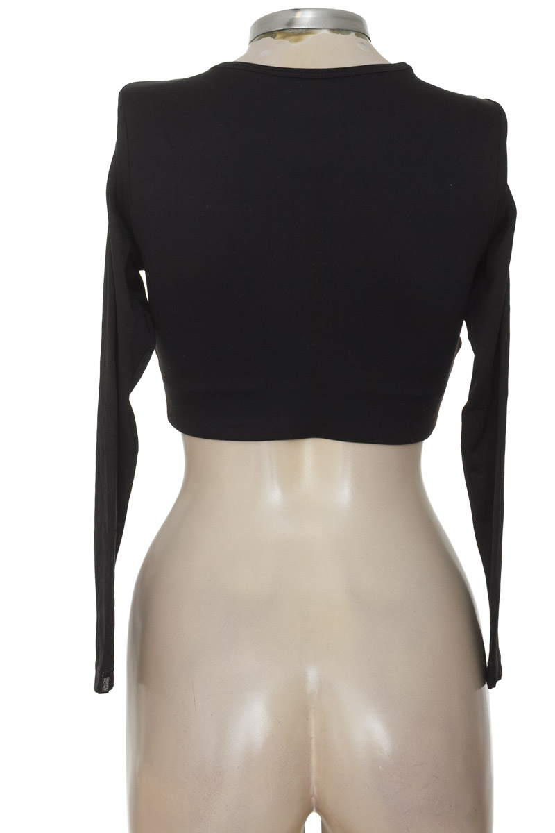 Ropa Deportiva / Salida de Baño color Negro - Fiber