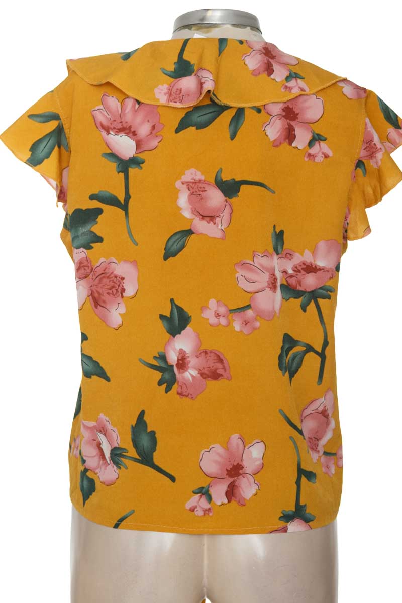 Top / Camiseta color Mostaza - New fashion