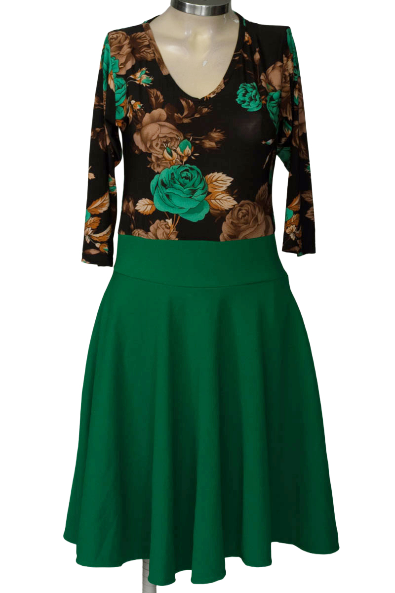 Vestido / Enterizo color Verde - Closeando