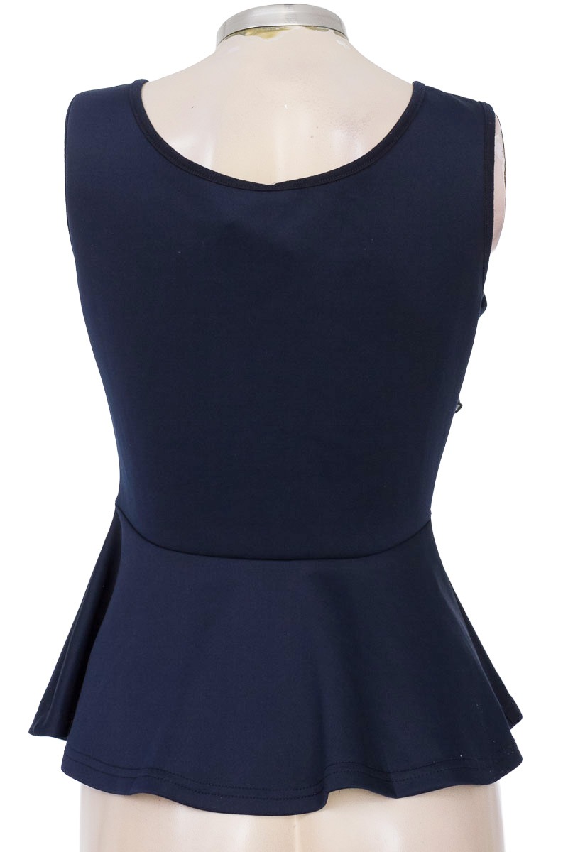 Top / Camiseta color Azul - Closeando