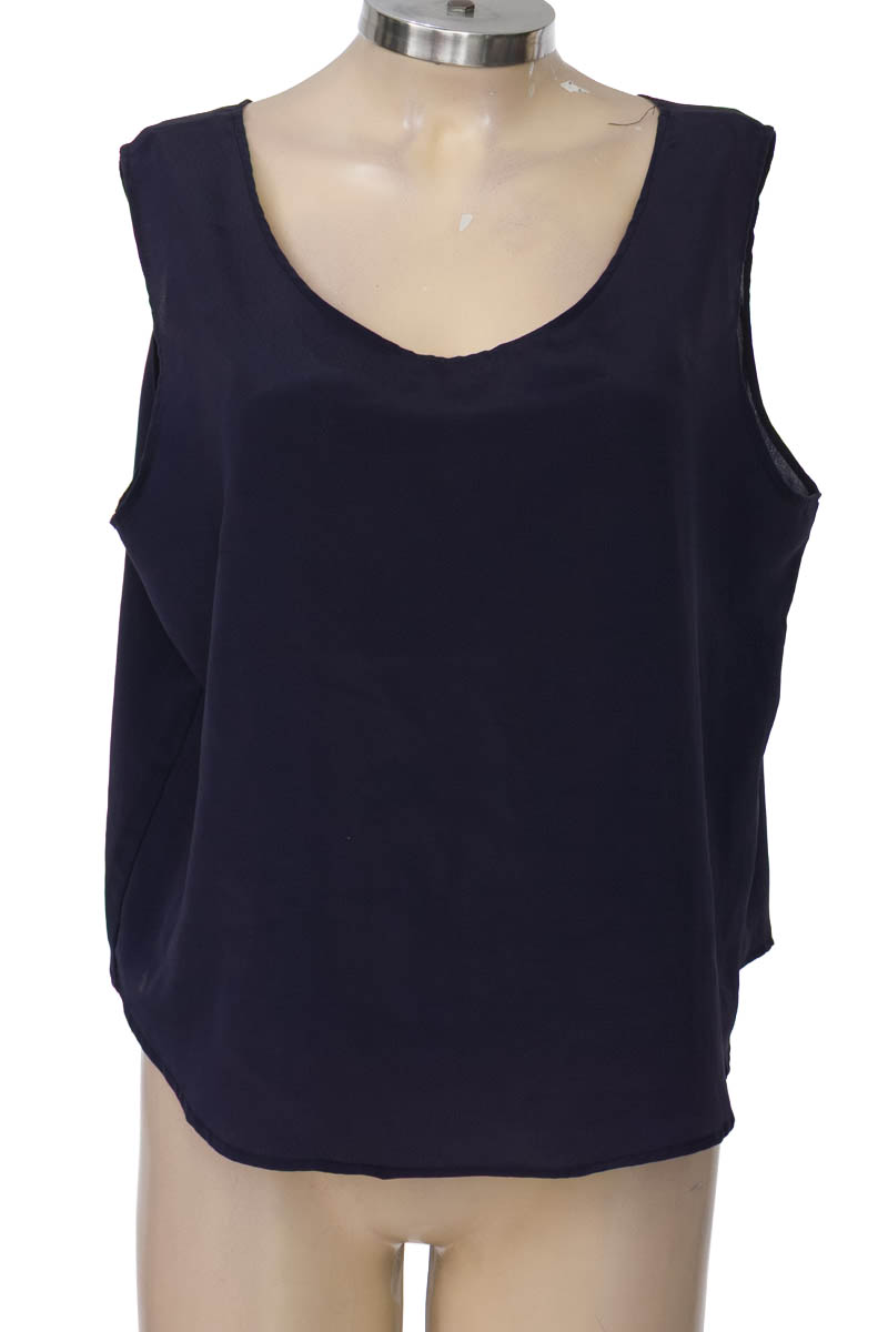 Top / Camiseta color Azul - Closeando