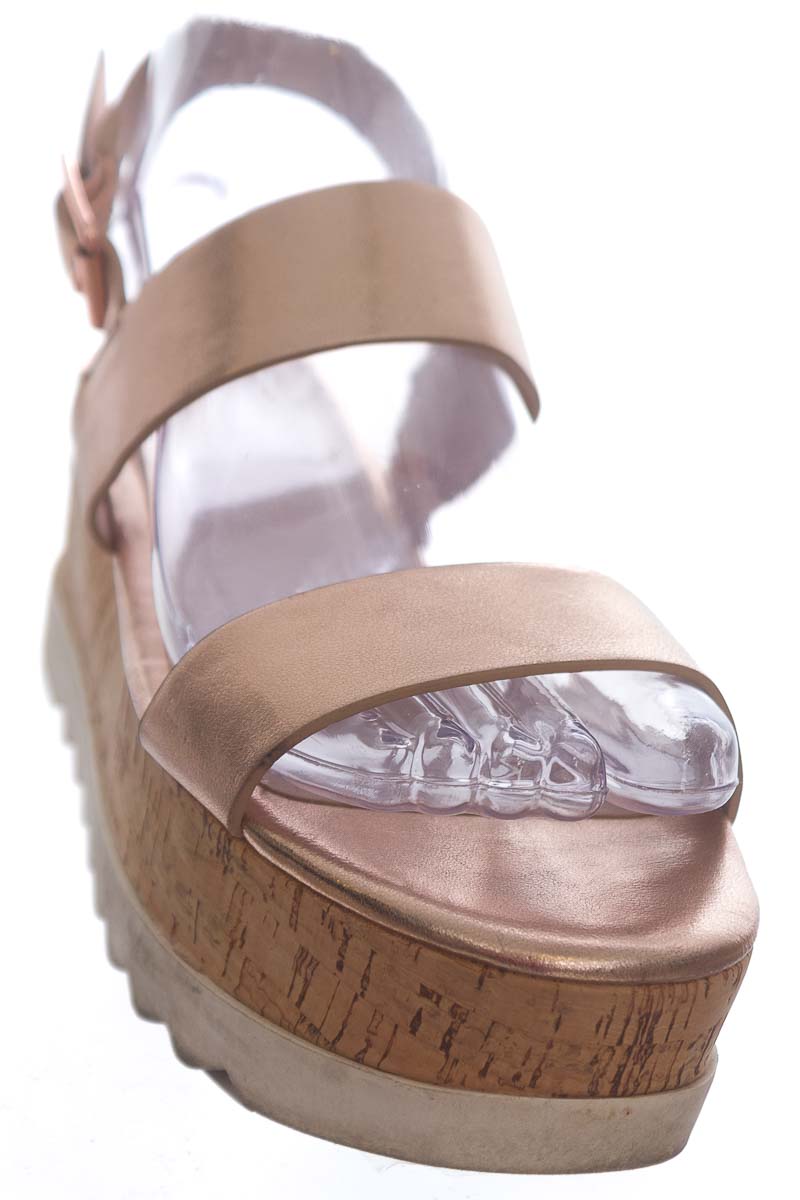 Zapatos color Dorado - Madden Girl