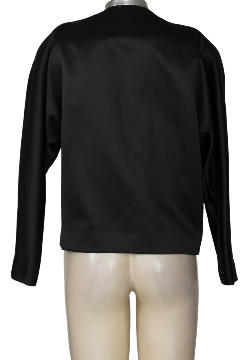 Chaqueta / Abrigo color Negro - Closeando