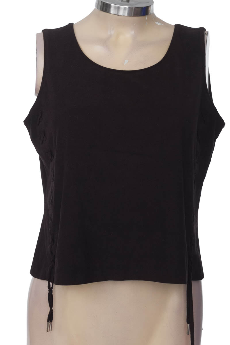 Top / Camiseta color Negro - Seven Seven