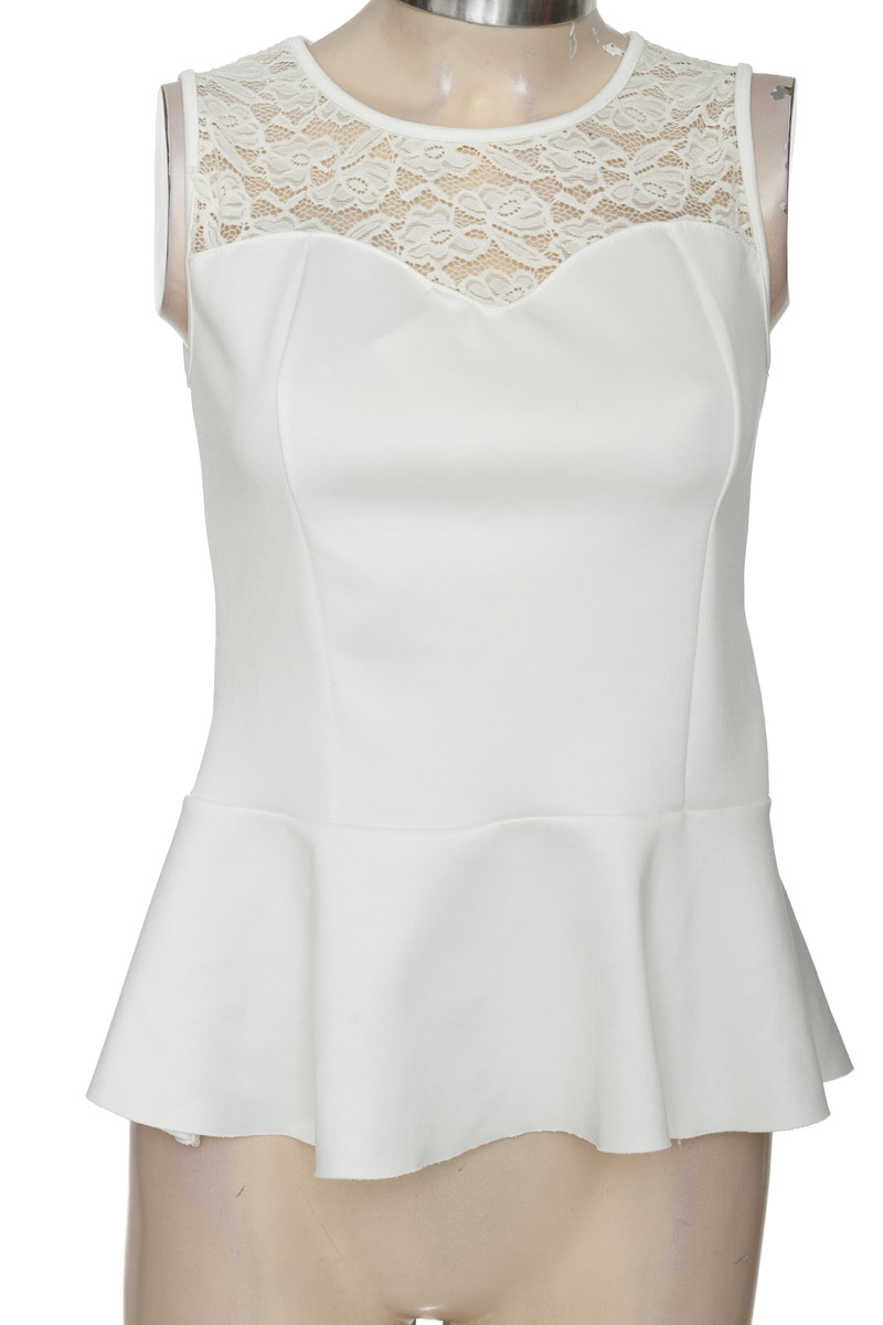 Top / Camiseta color Blanco - Closeando