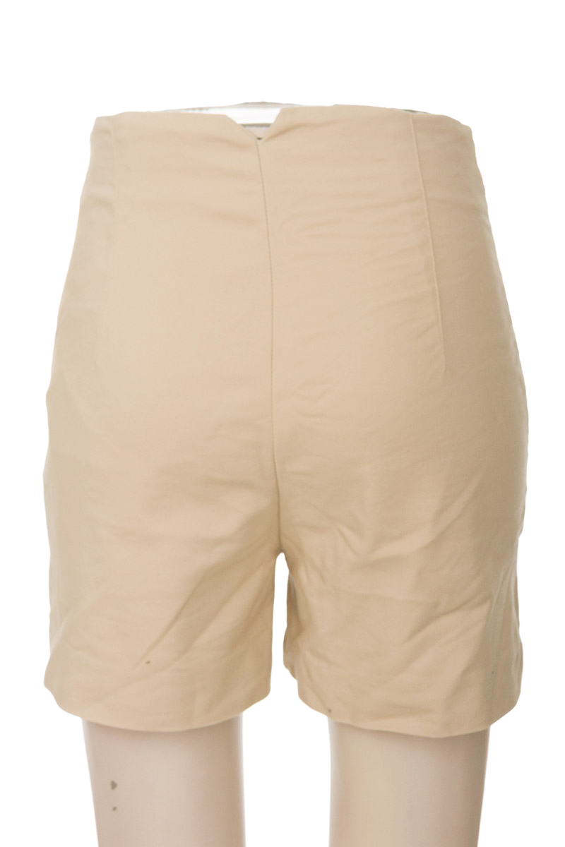 Short color Beige - Stradivarius