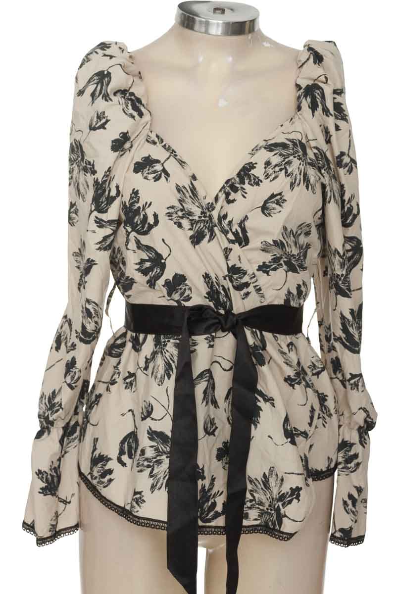 Blusa color Beige - Closeando