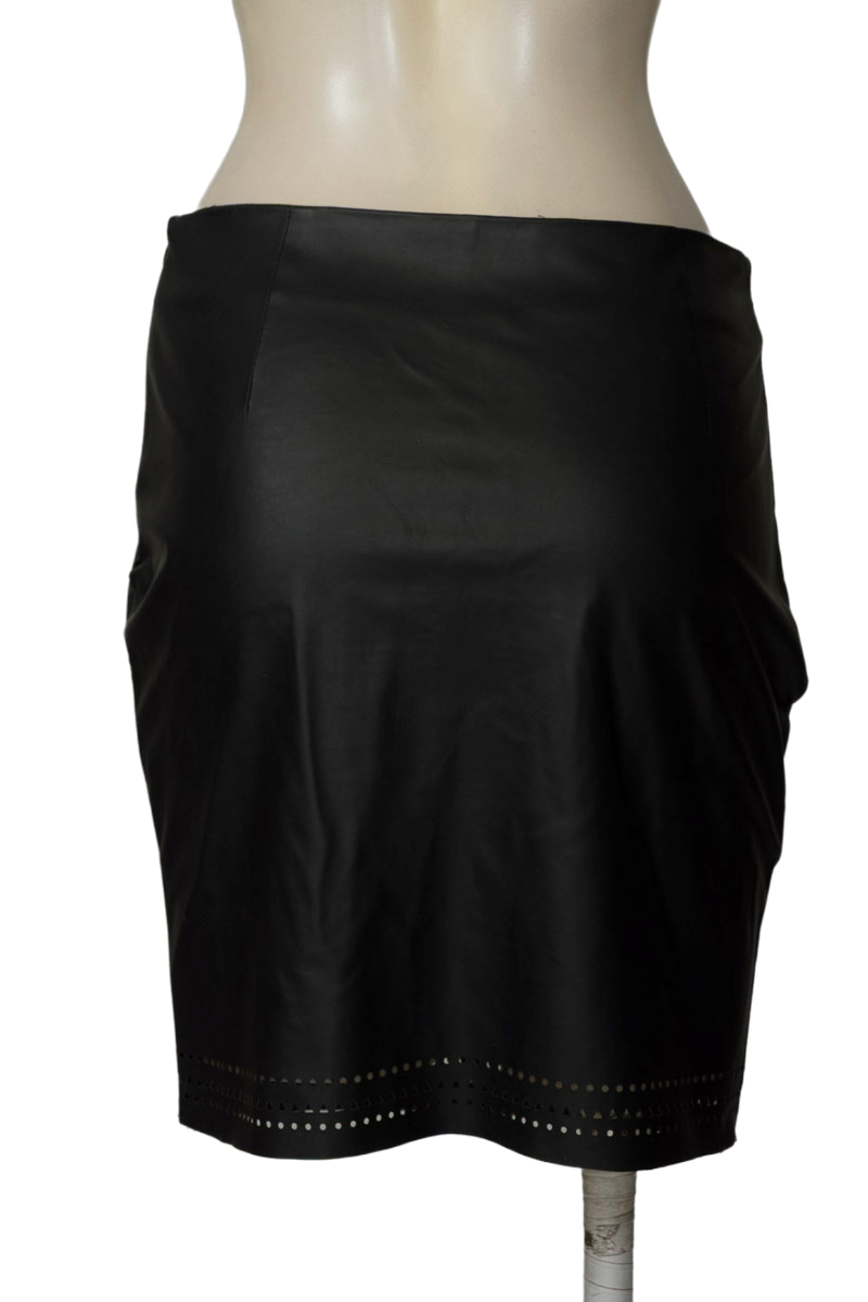 Falda color Negro - ELA