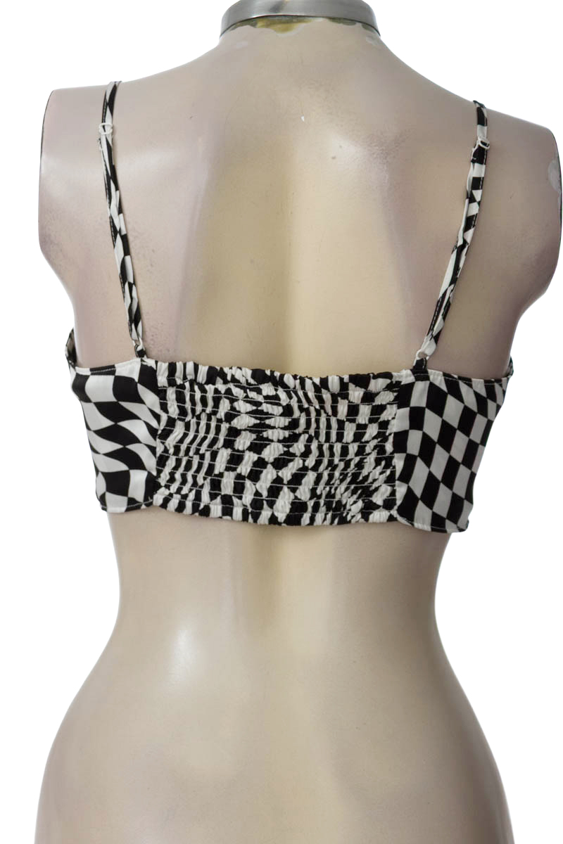 Top / Camiseta color Negro - Divided by H&M