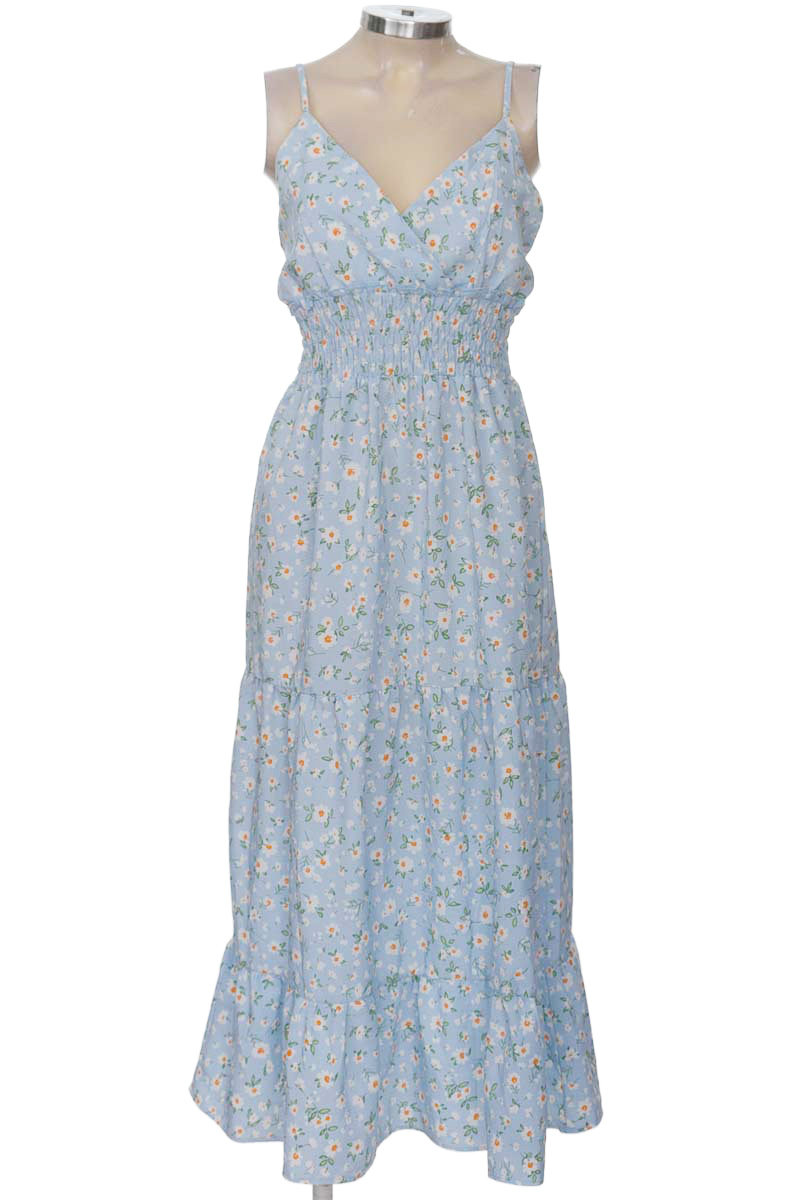 Vestido / Enterizo color Azul - Closeando