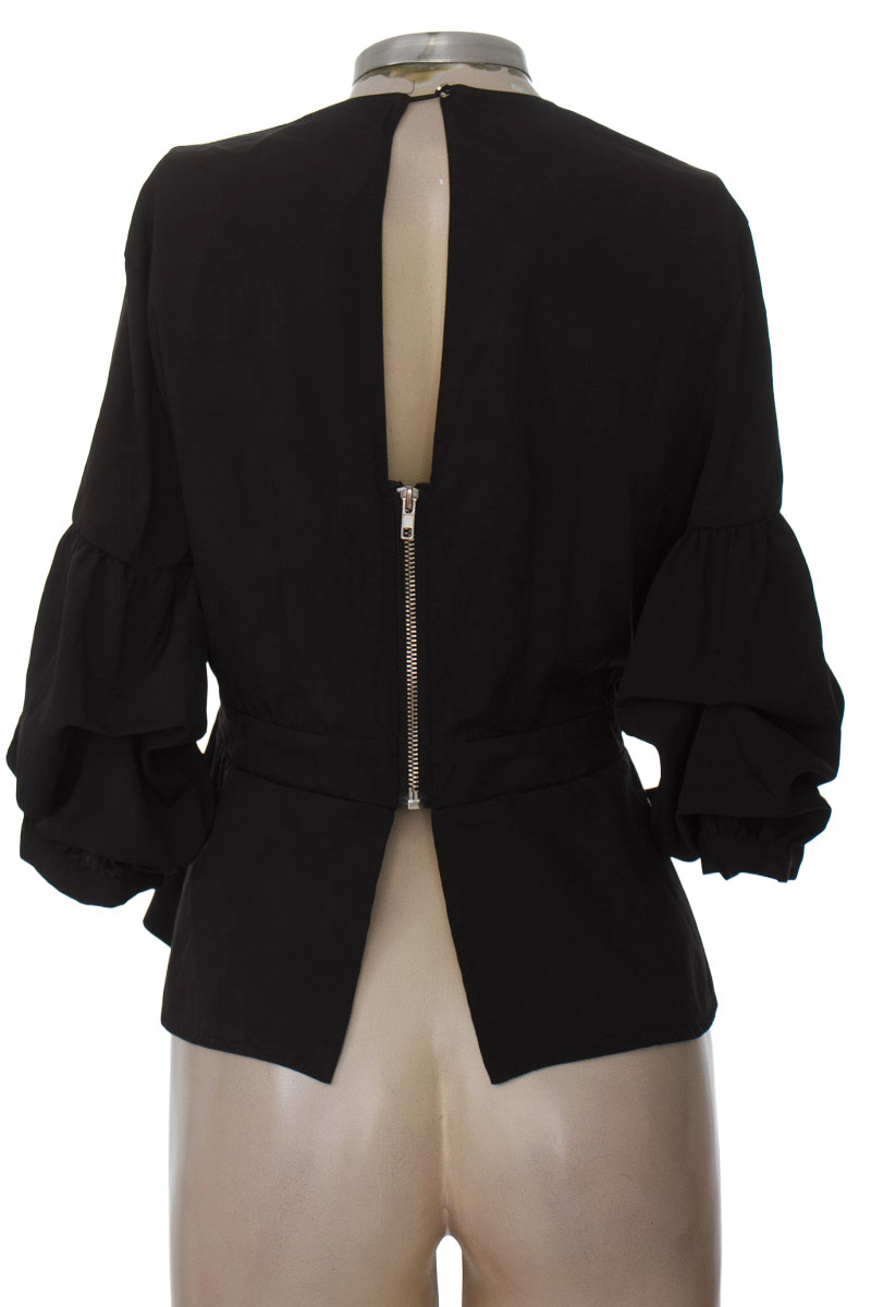 Blusa color Negro - Santa María