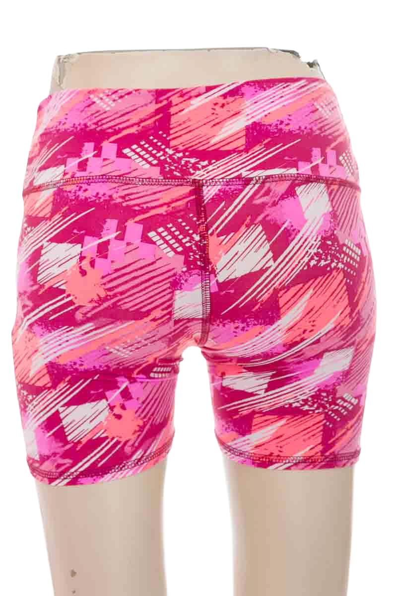 Ropa Deportiva / Salida de Baño color Fucsia - Yazo