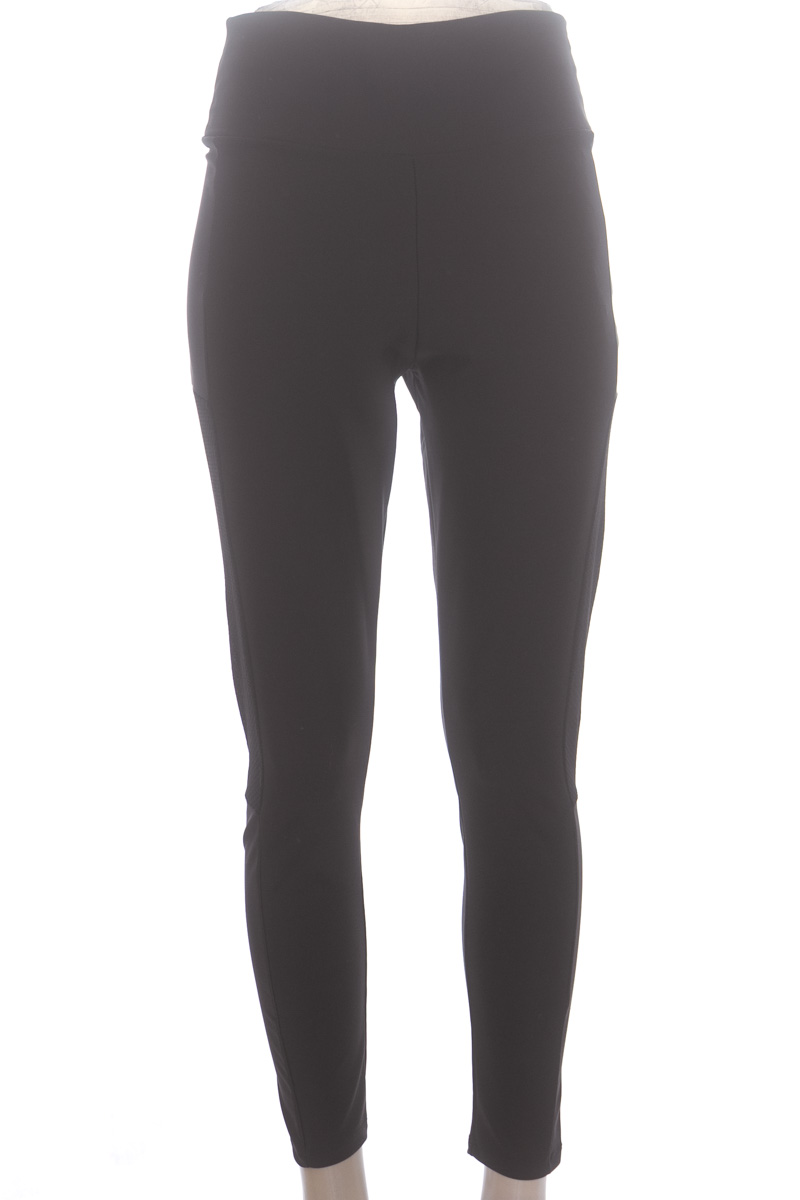 Ropa Deportiva / Salida de Baño color Negro - Ritchi