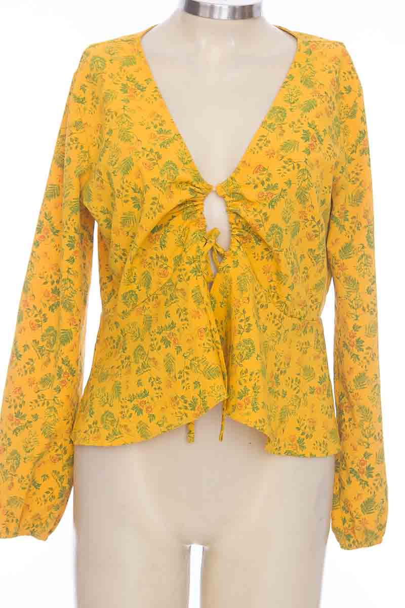 Blusa color Amarillo - Facol talla 8 de Segunda Mano | Closeando