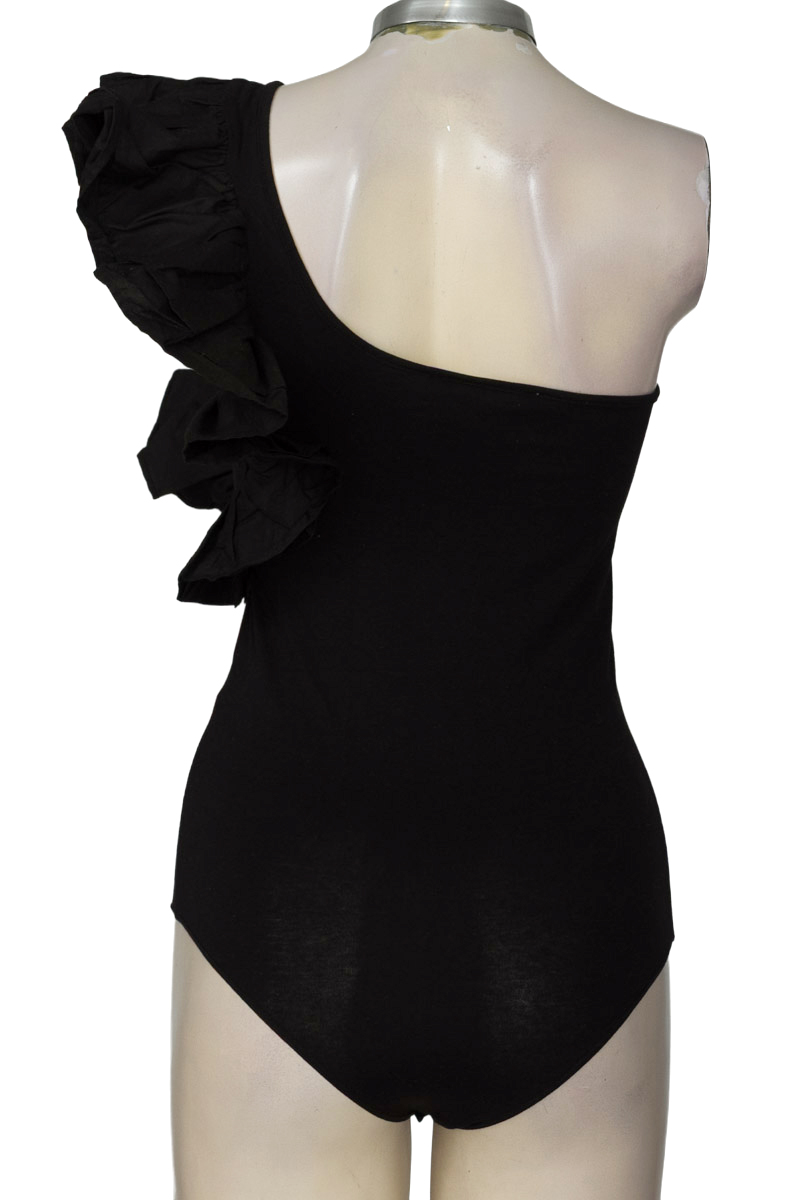 Top / Camiseta color Negro - Basement