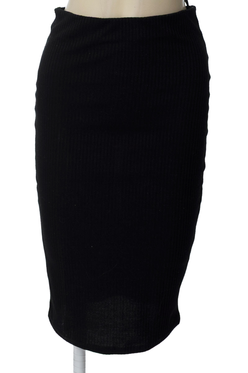 Falda color Negro - ELA