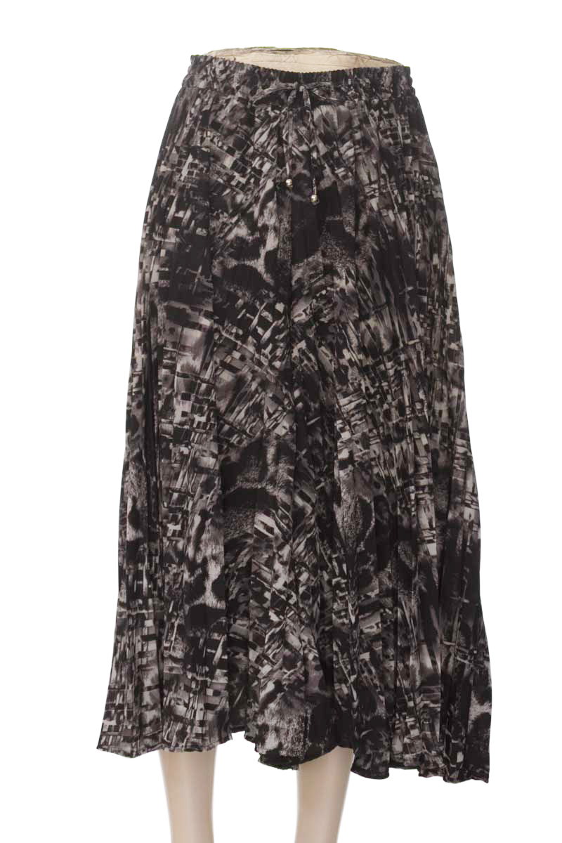 Falda color Negro - XUSS