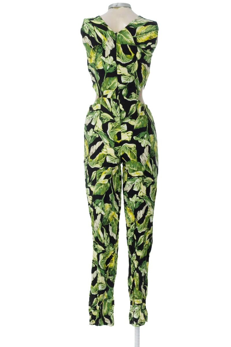 Vestido / Enterizo color Negro - Closeando