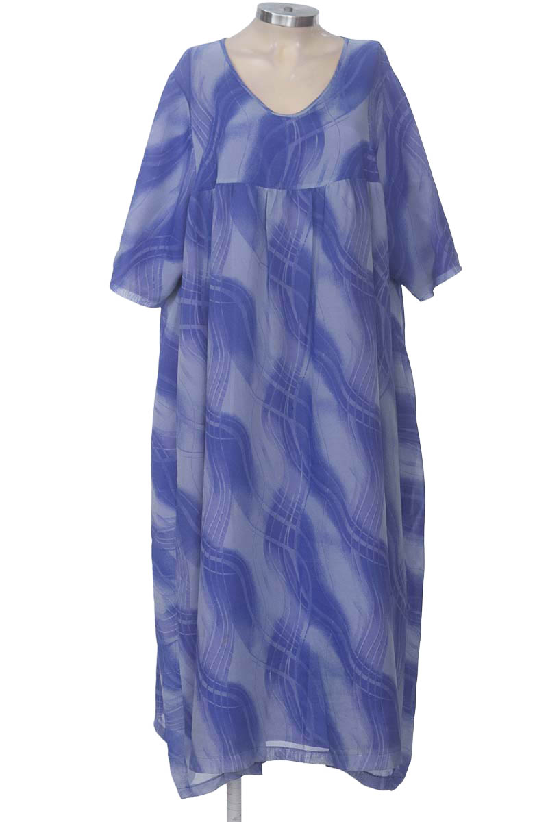 Vestido / Enterizo color Azul - Closeando