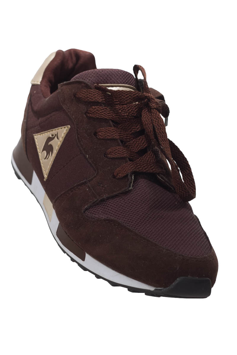 Zapatos color Café - Le coq sportif