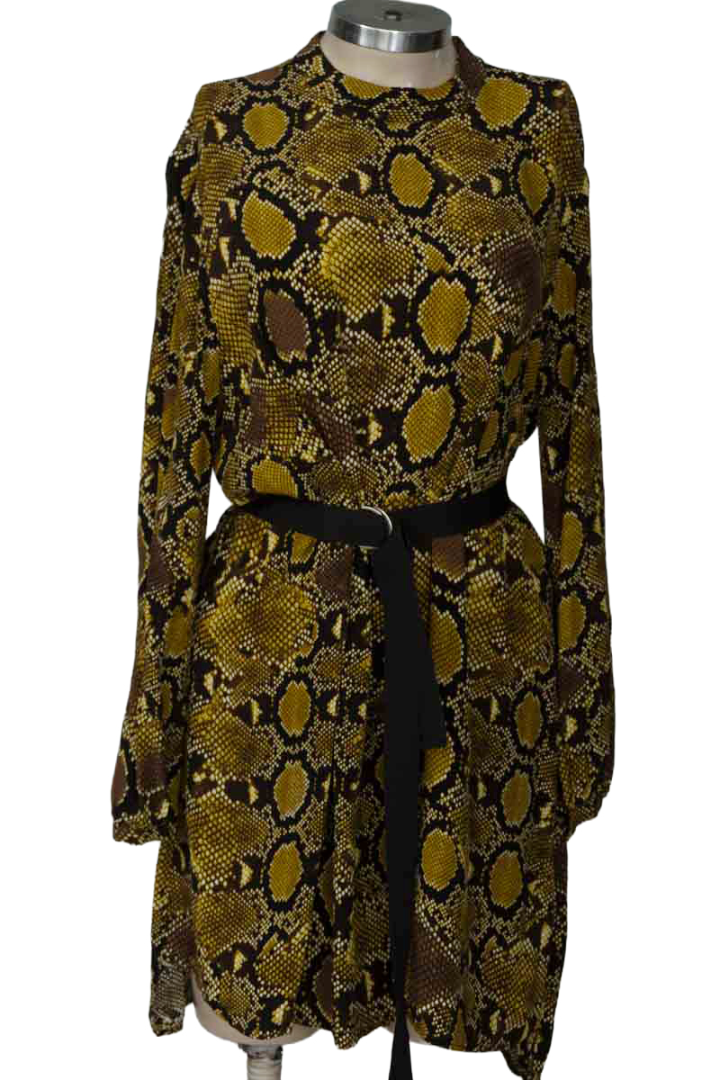 Vestido / Enterizo color Mostaza - Zara