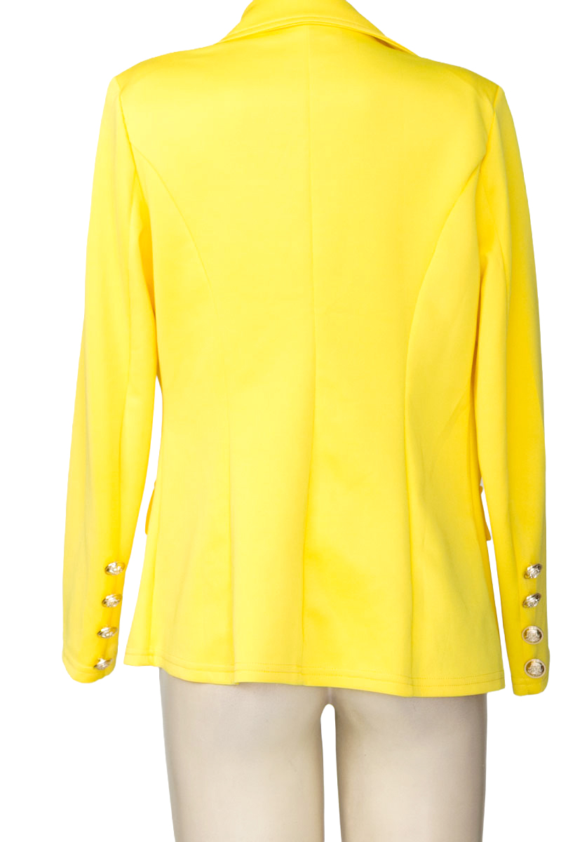 Chaqueta / Abrigo color Amarillo - Closeando