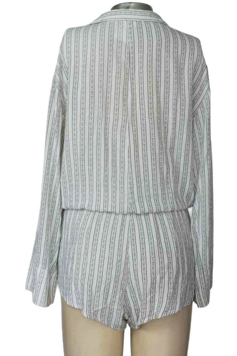 Vestido / Enterizo color Blanco - Indah