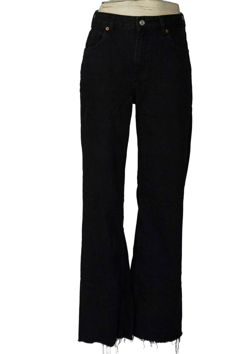 Pantalones color Negro - MNG