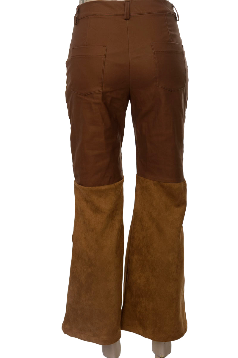 Pantalones color Café - Closeando