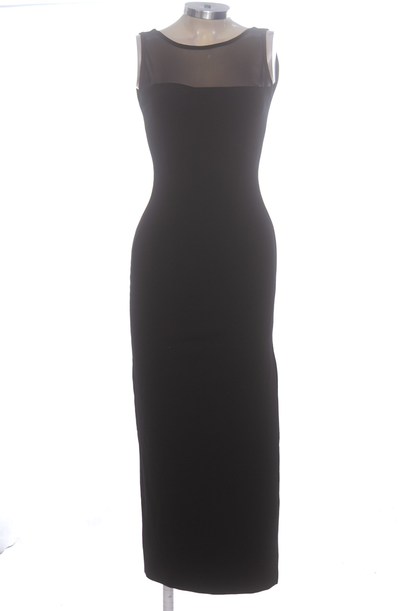 Vestido / Enterizo color Negro - Closeando