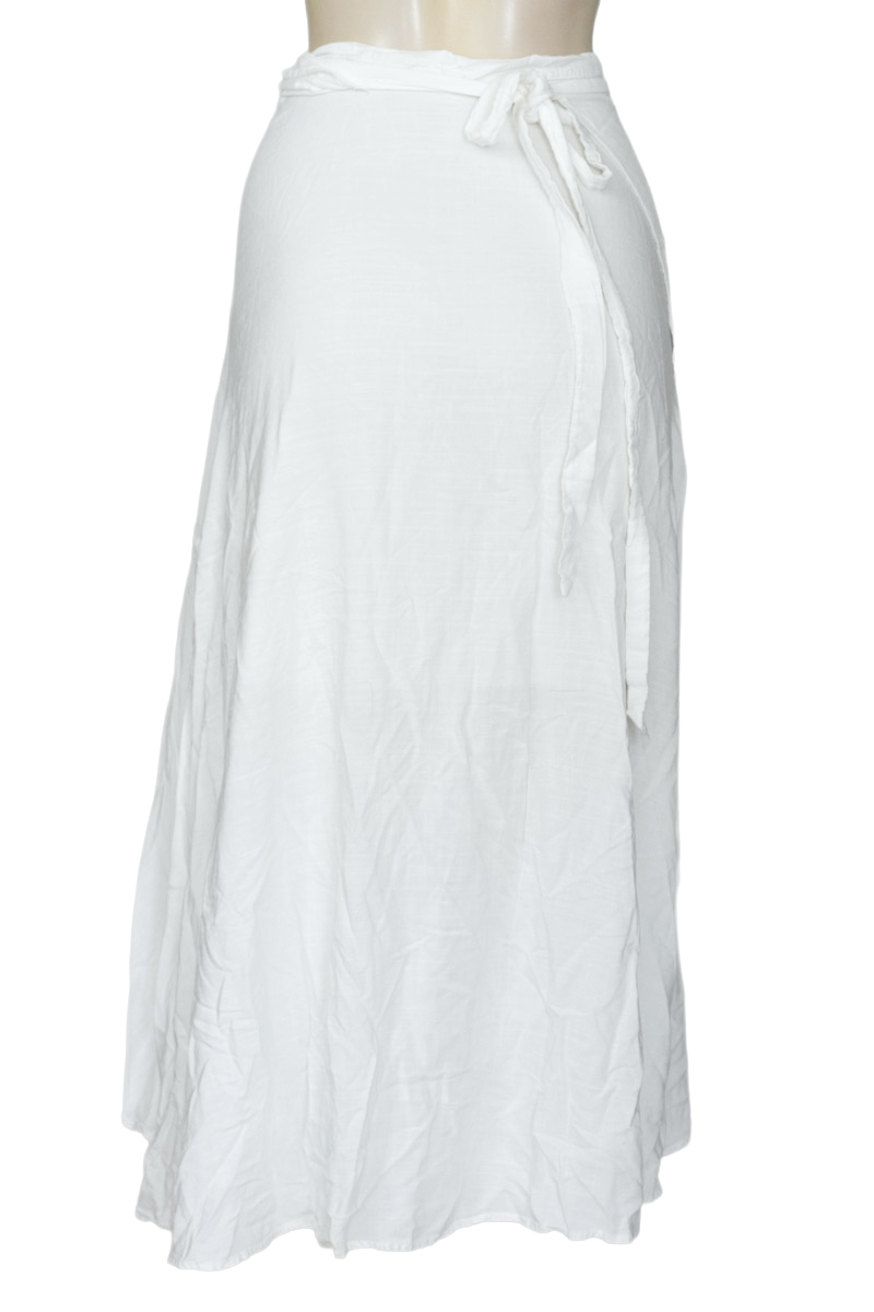 Falda color Blanco - Closeando