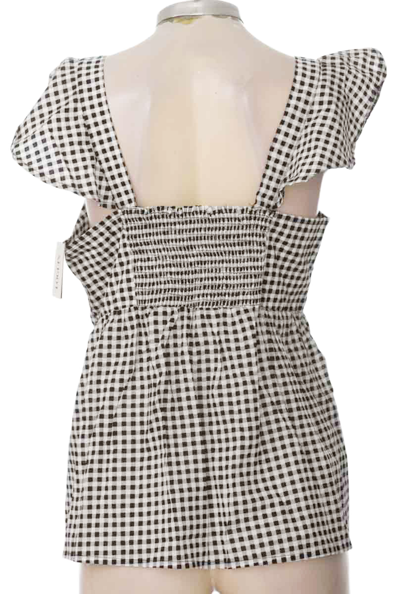 Blusa color Negro - Loguin