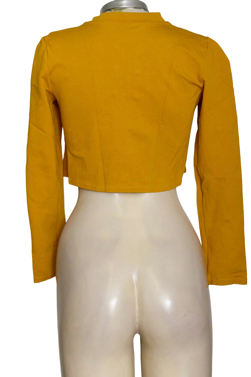 Chaqueta / Abrigo color Mostaza - Closeando
