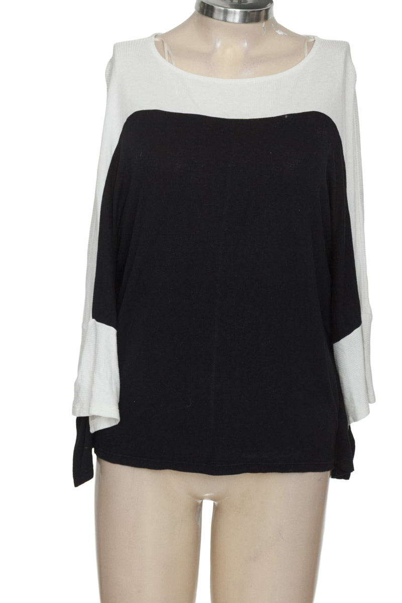 Top / Camiseta color Negro - Cortelle