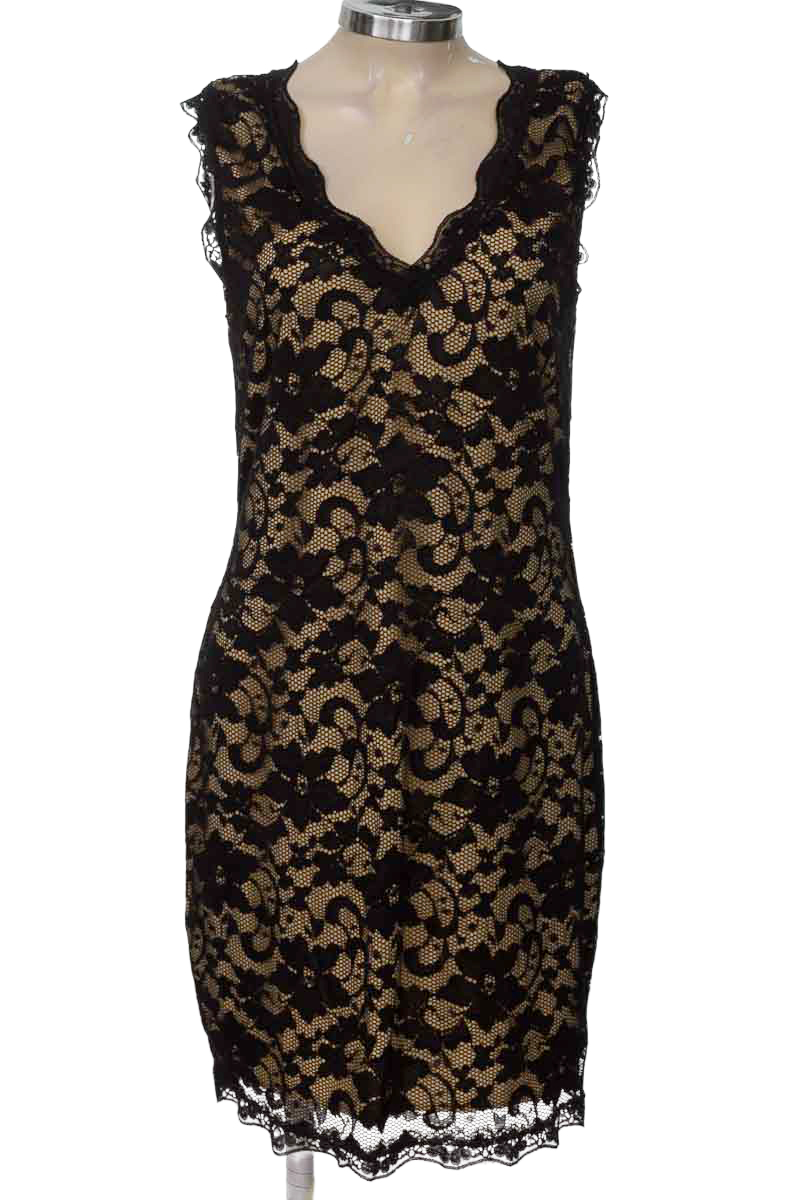 Vestido / Enterizo color Negro - Closeando