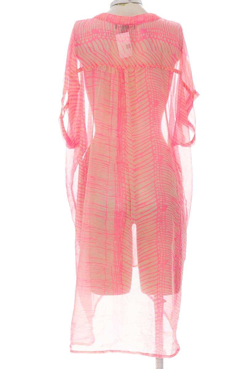 Ropa Deportiva / Salida de Baño color Fucsia - Club Z Collection