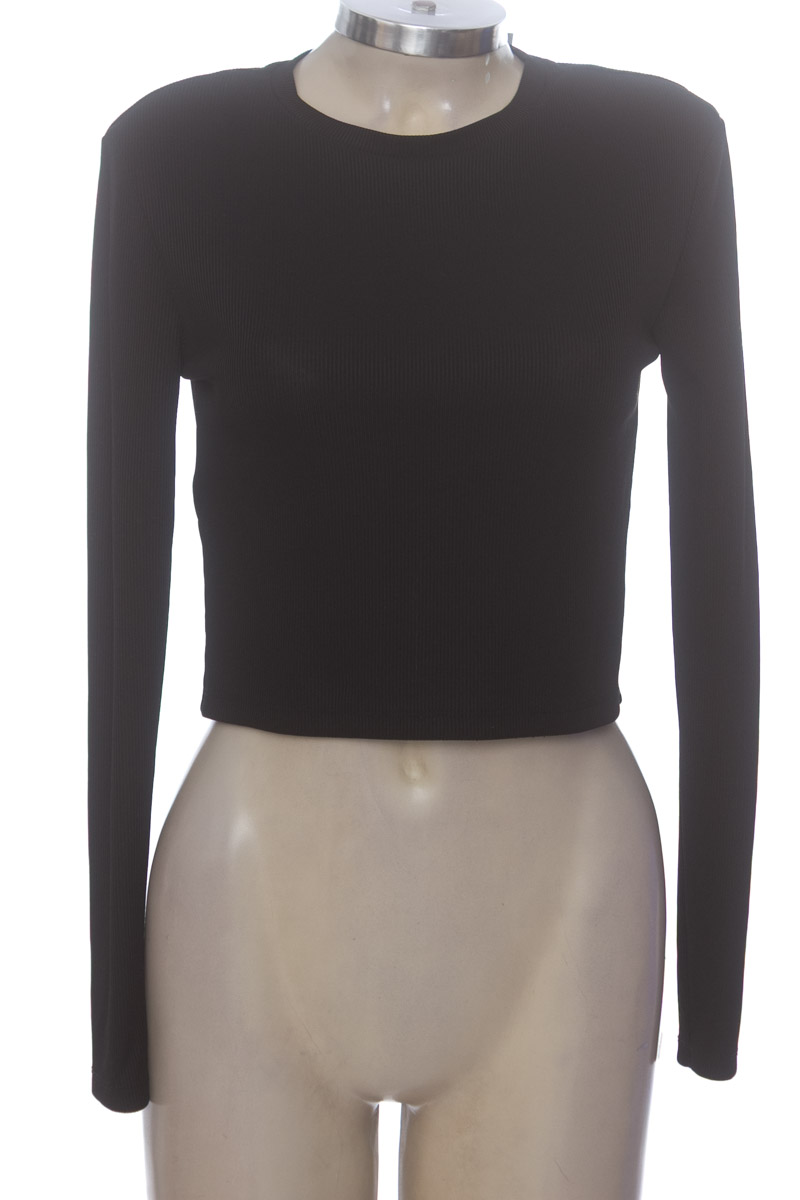 Top / Camiseta color Negro - MNG