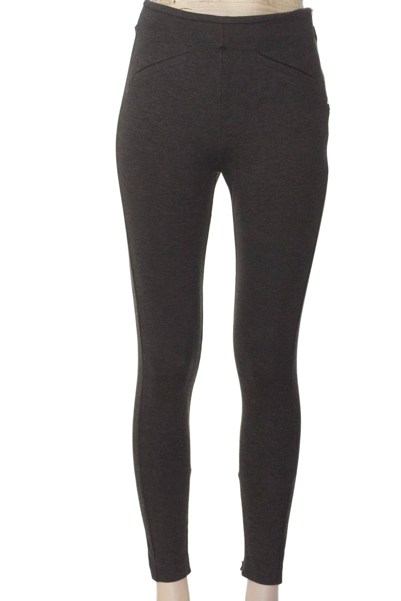 Pantalones color Gris - Zara