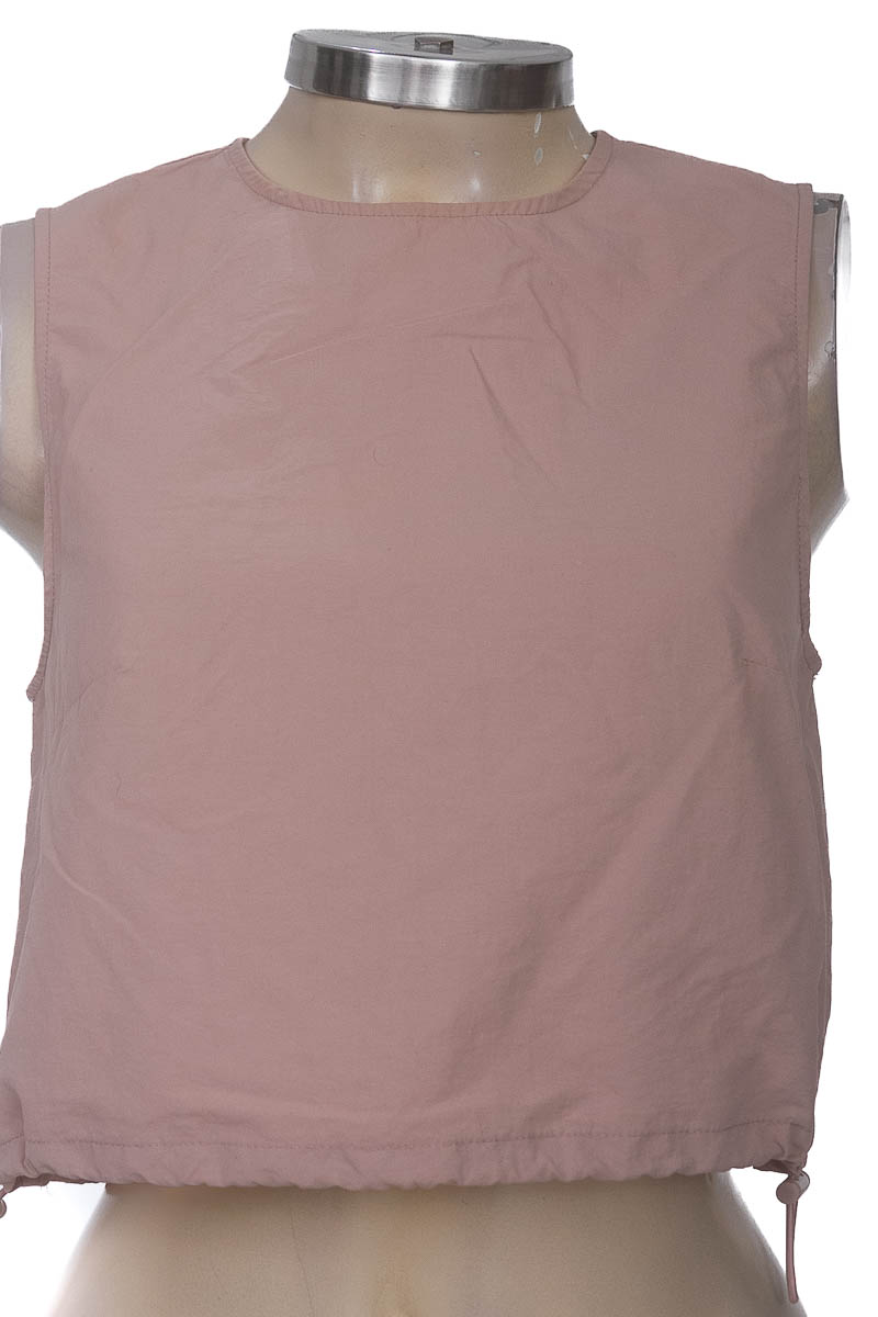 Top / Camiseta color Rosado - Divided by H&M