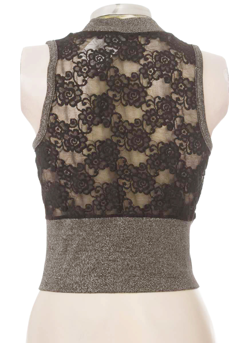 Top / Camiseta color Gris - Carmel