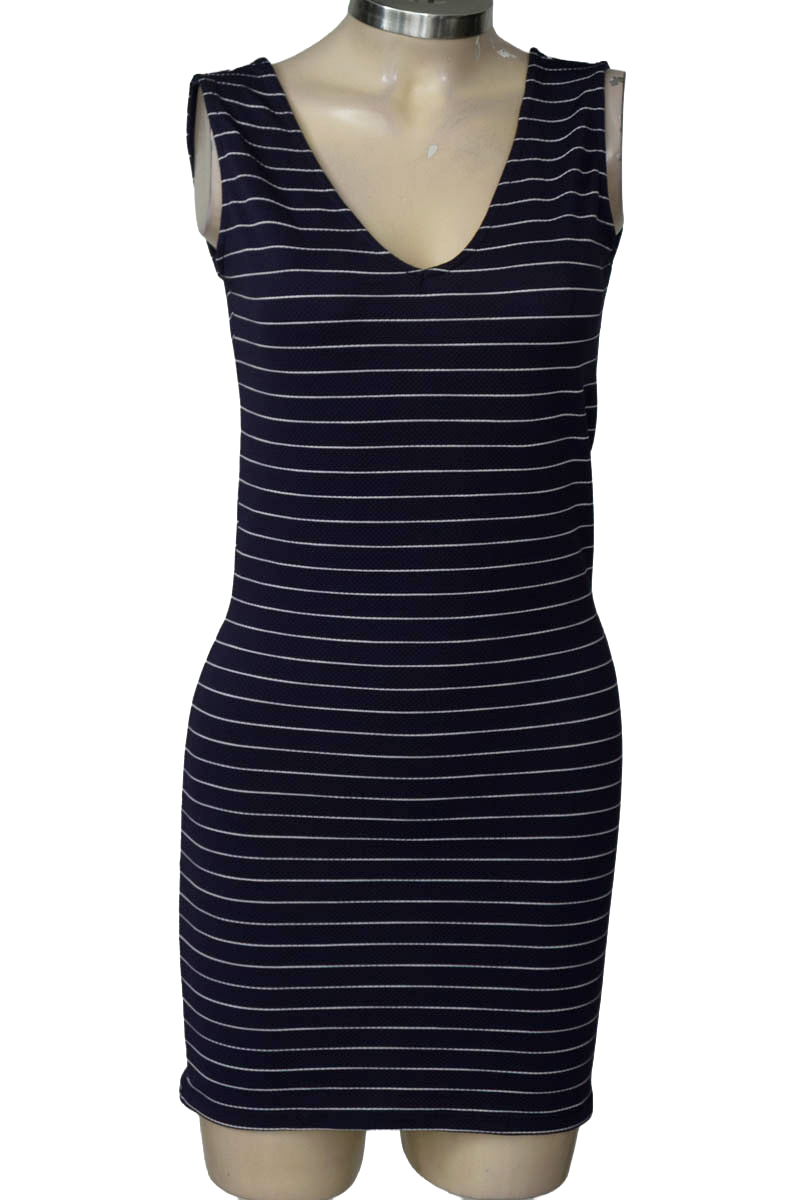 Vestido / Enterizo color Azul - Closeando