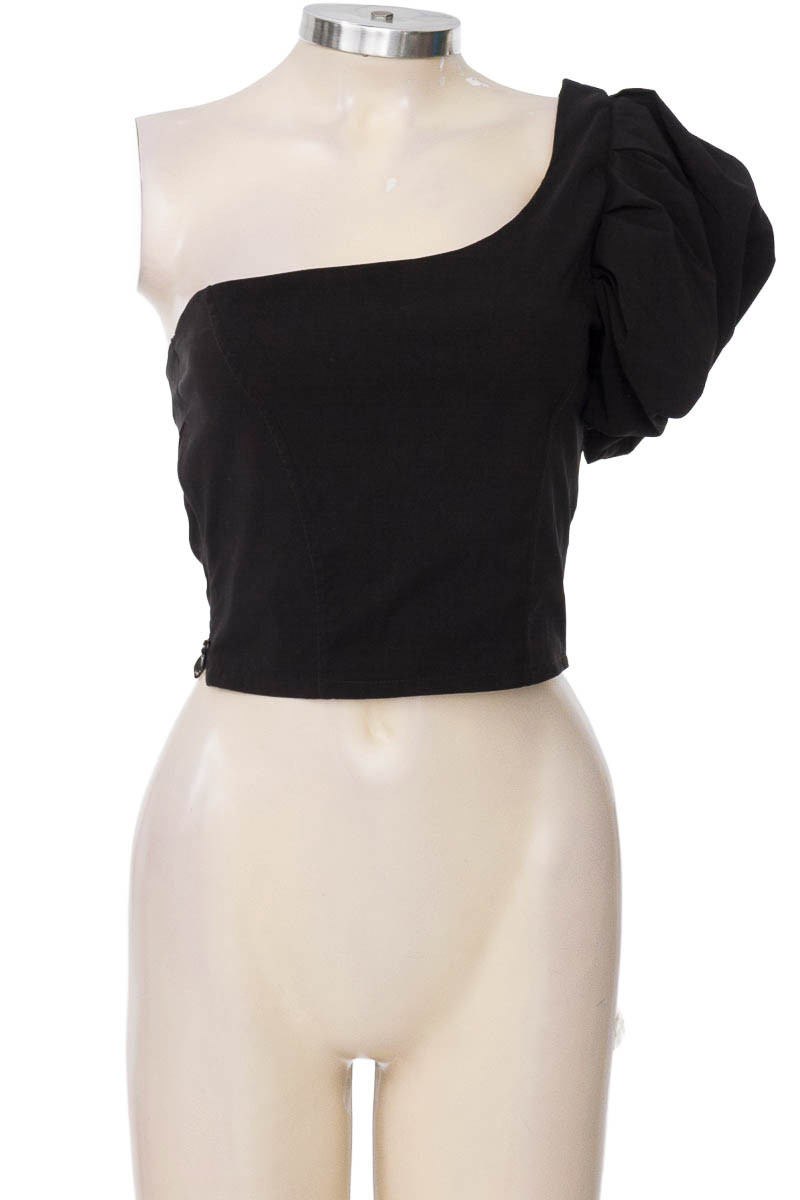 Top / Camiseta color Negro - Pink Rose