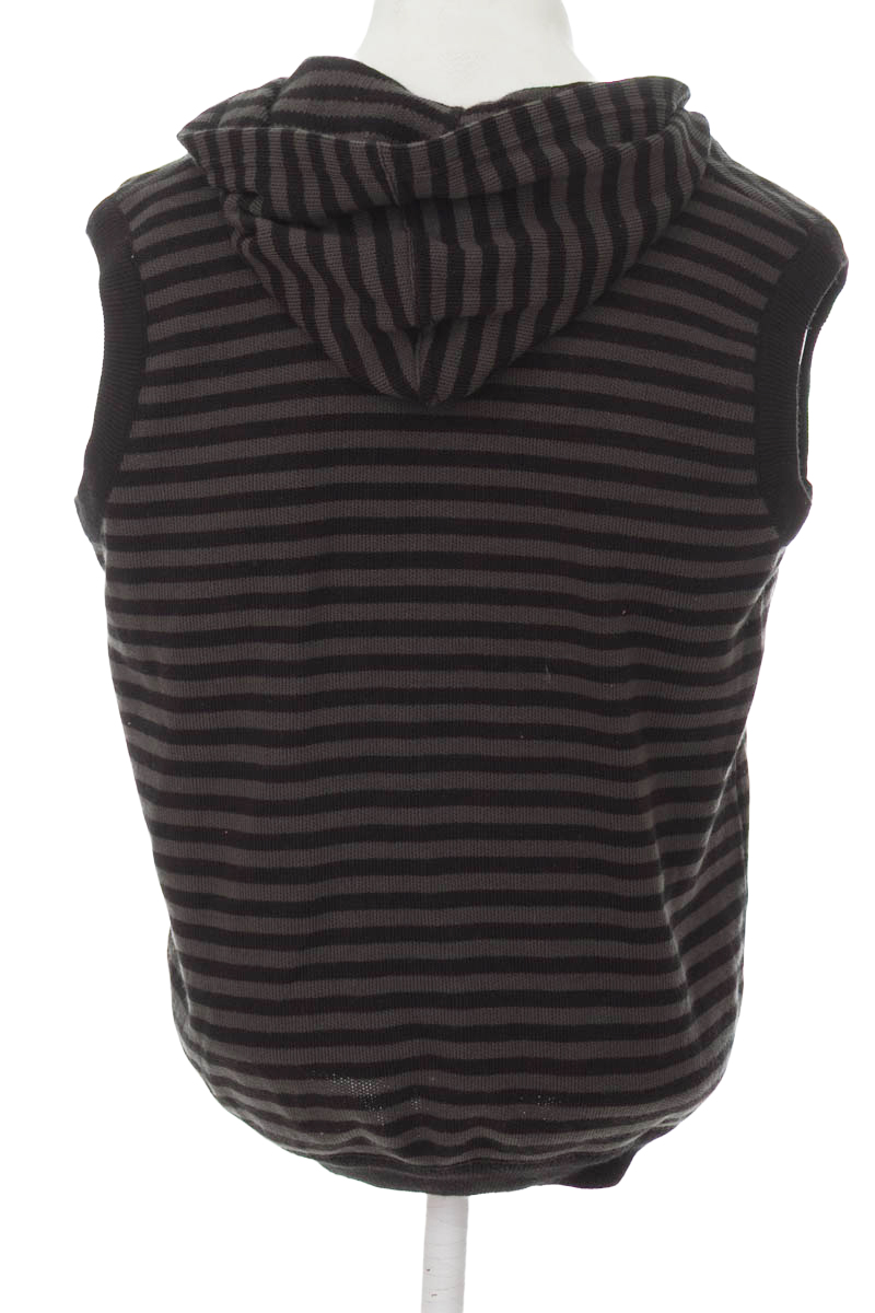 Sweater color Negro - TOTA´S SPORT