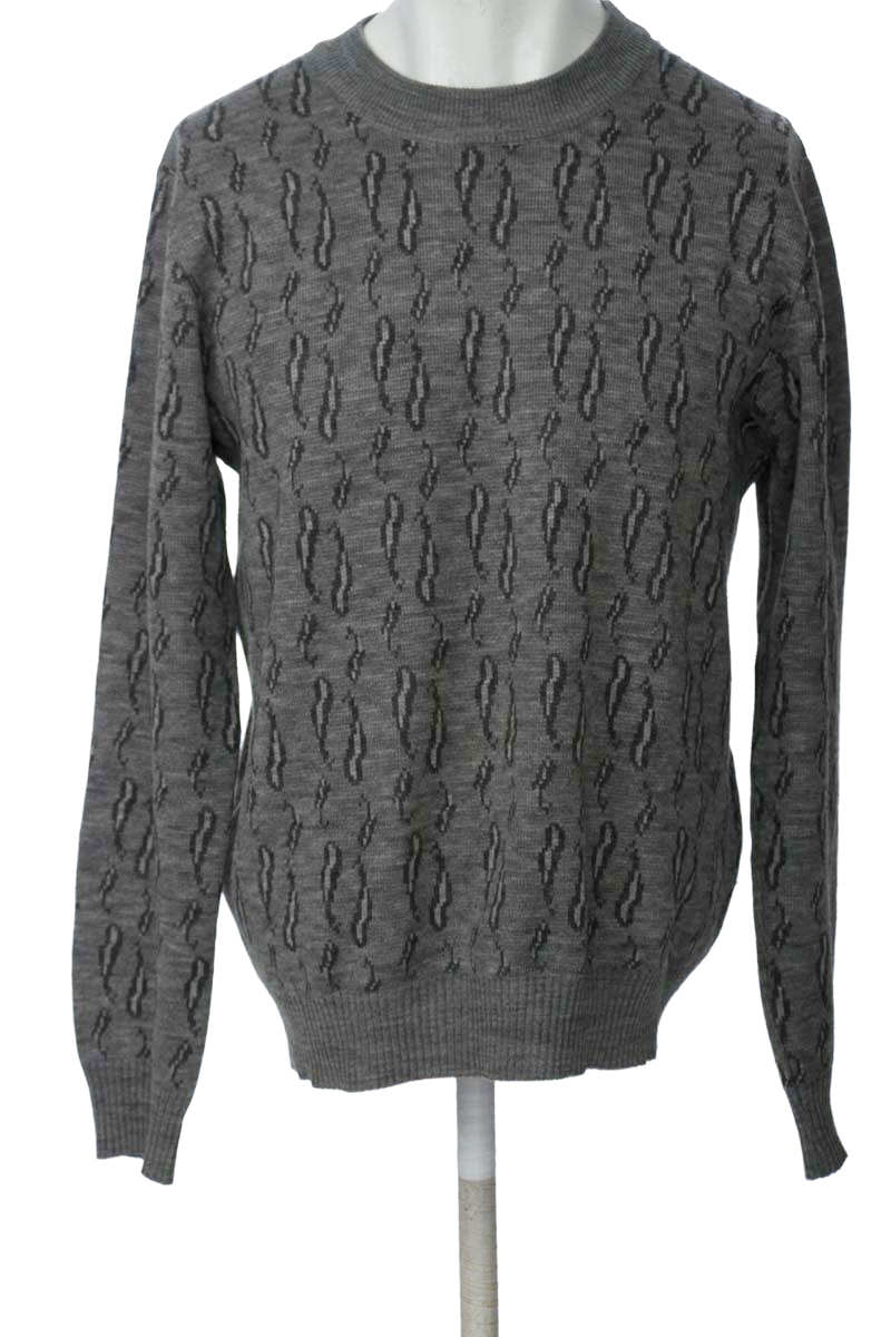 Sweater color Gris - Closeando