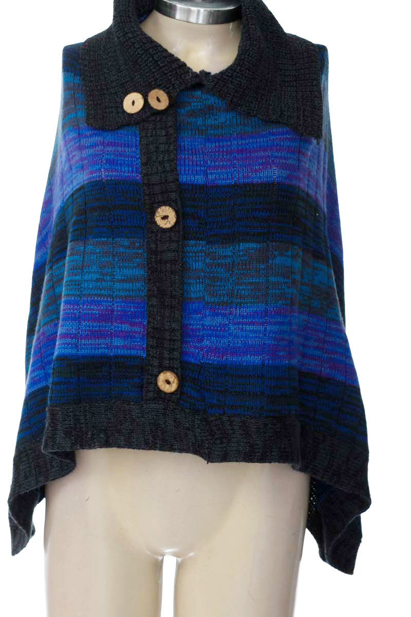 Sweater color Azul - Closeando